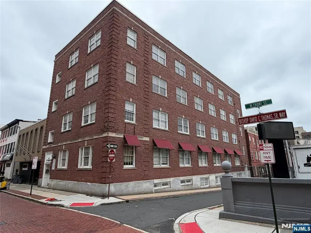 15 W Front Street, Trenton
