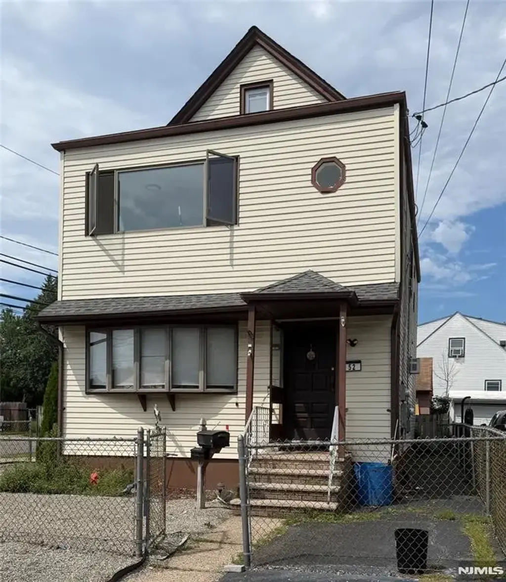 52 High, Clifton