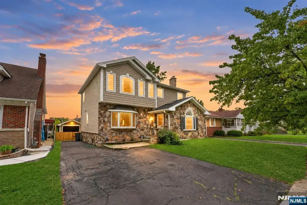 2319 Colonial Drive, Rahway