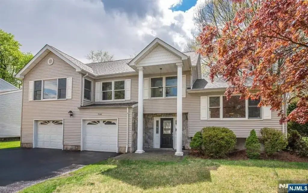 728 Prospect Street, Glen Rock