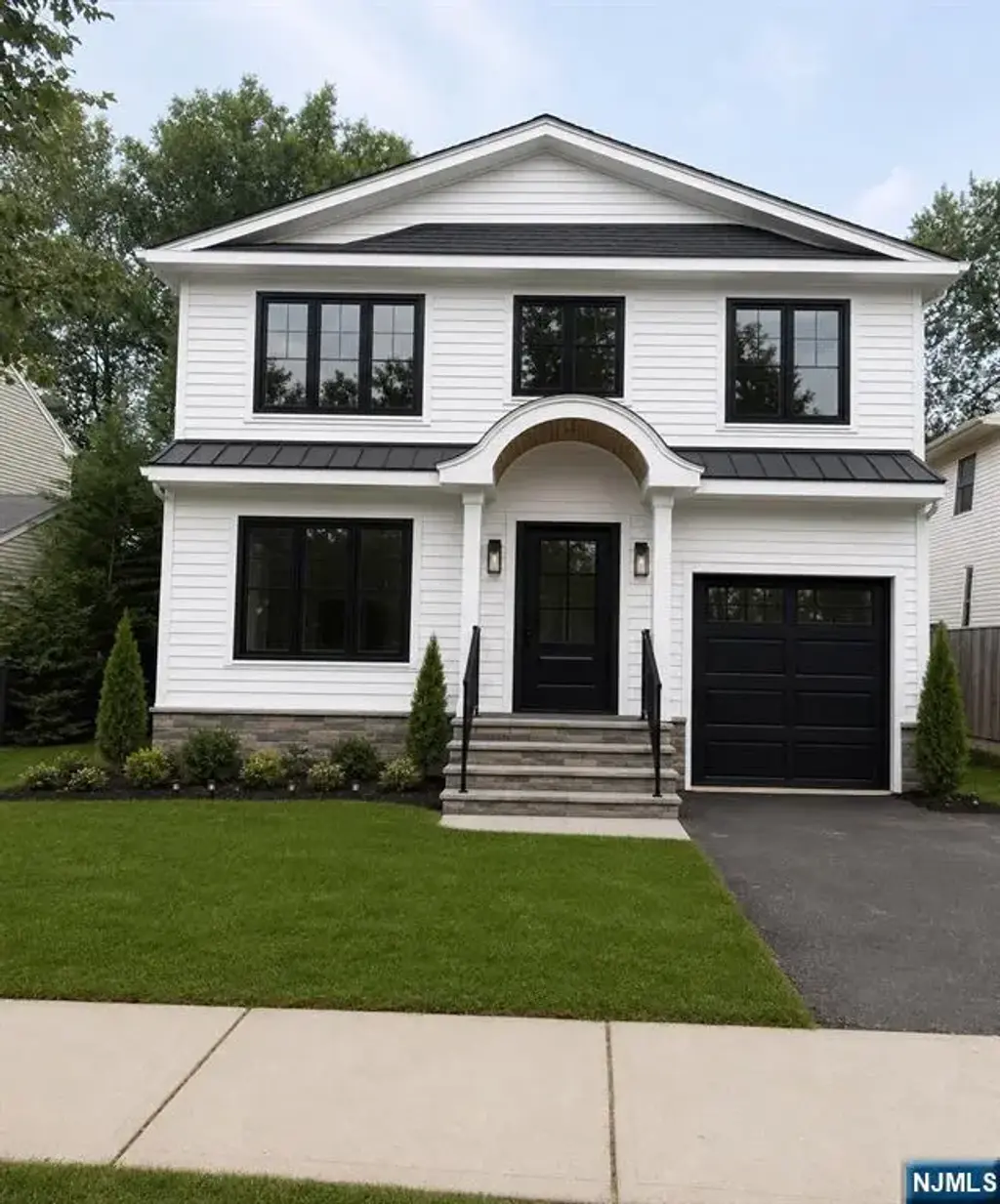 292 Wales Avenue, River Edge