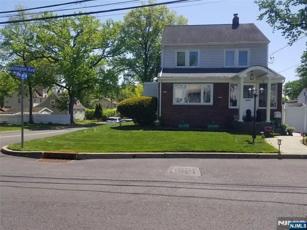 1167 Arlington Avenue, Teaneck