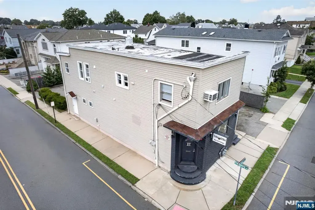 323 Semel Avenue, Garfield