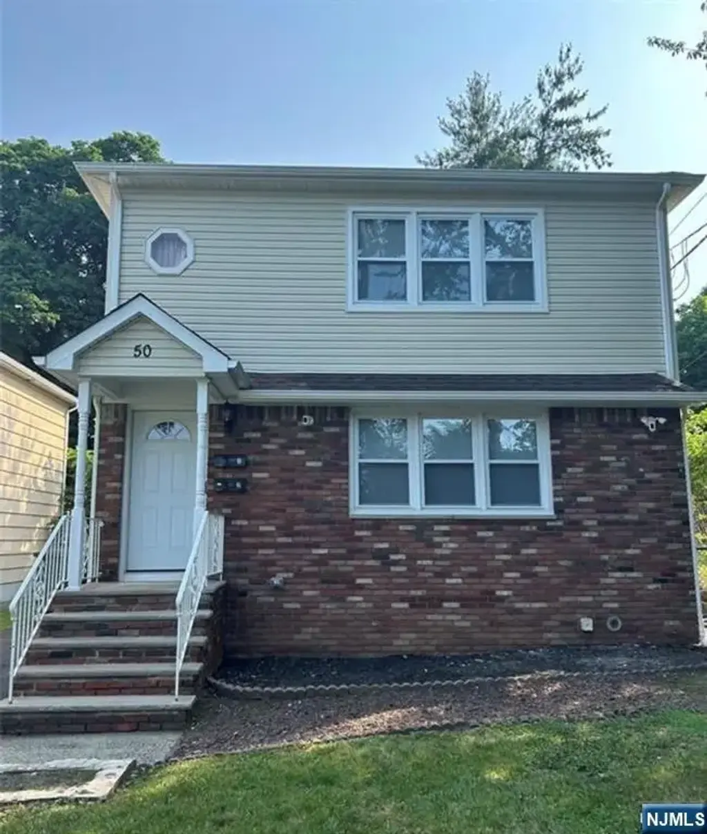 50 Crescent 2, Belleville