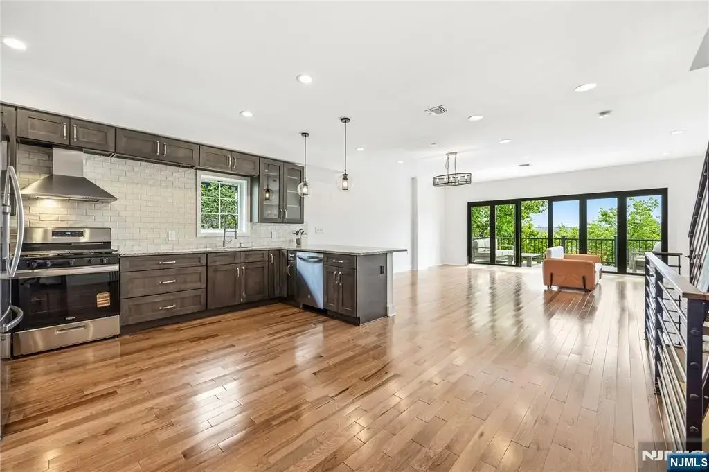 107 Mountain Road, Jersey City