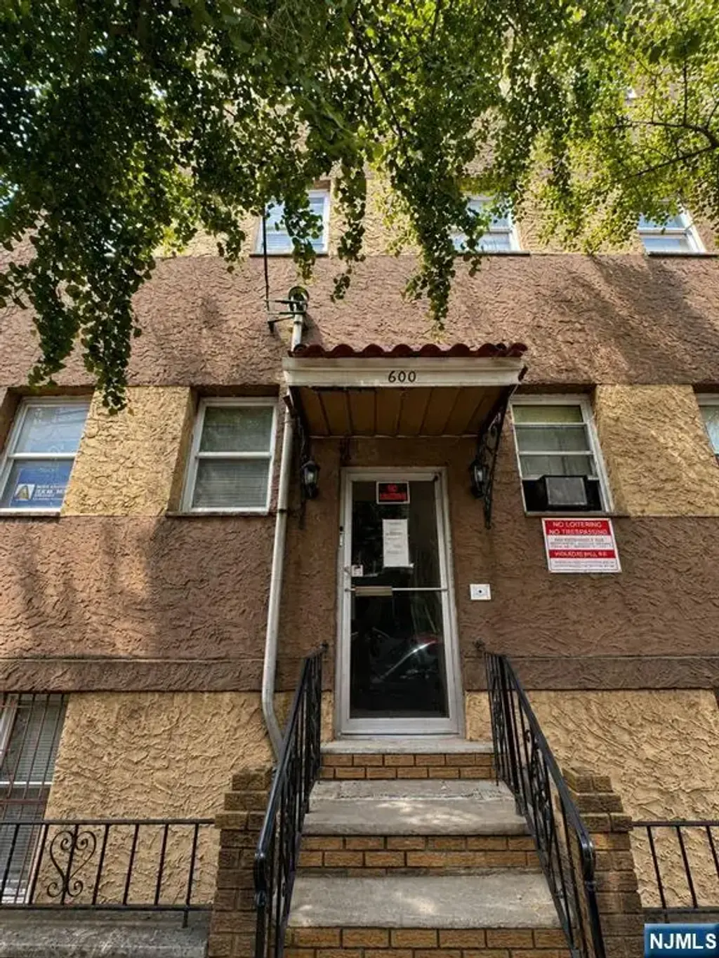 600 N 6th 5b 2nd Floor, Newark