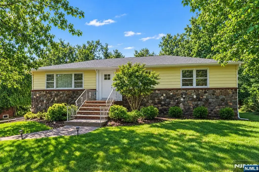 20 Manger Road, West Orange