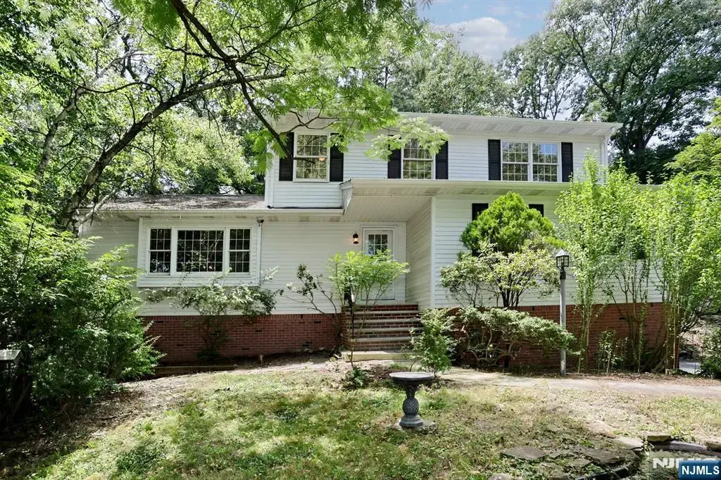 33 Hillside Avenue, Riverdale Borough