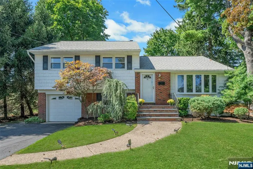 36 Hirschfeld Place, New Milford