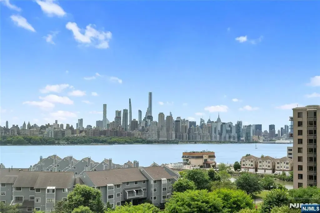 8100 River Road 908, North Bergen