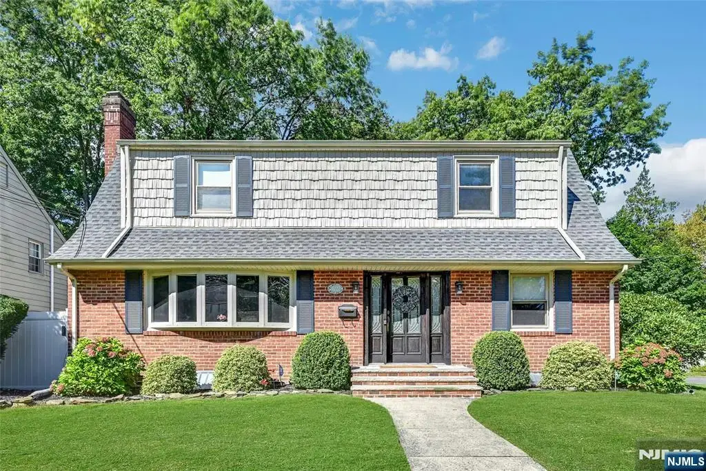 1000 Alpine Drive, Teaneck