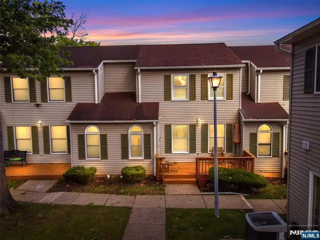 664 Irvington Avenue 6, Maplewood