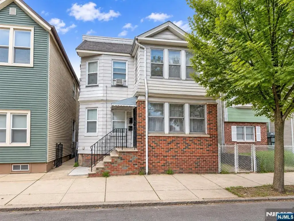 212 John Street, Harrison