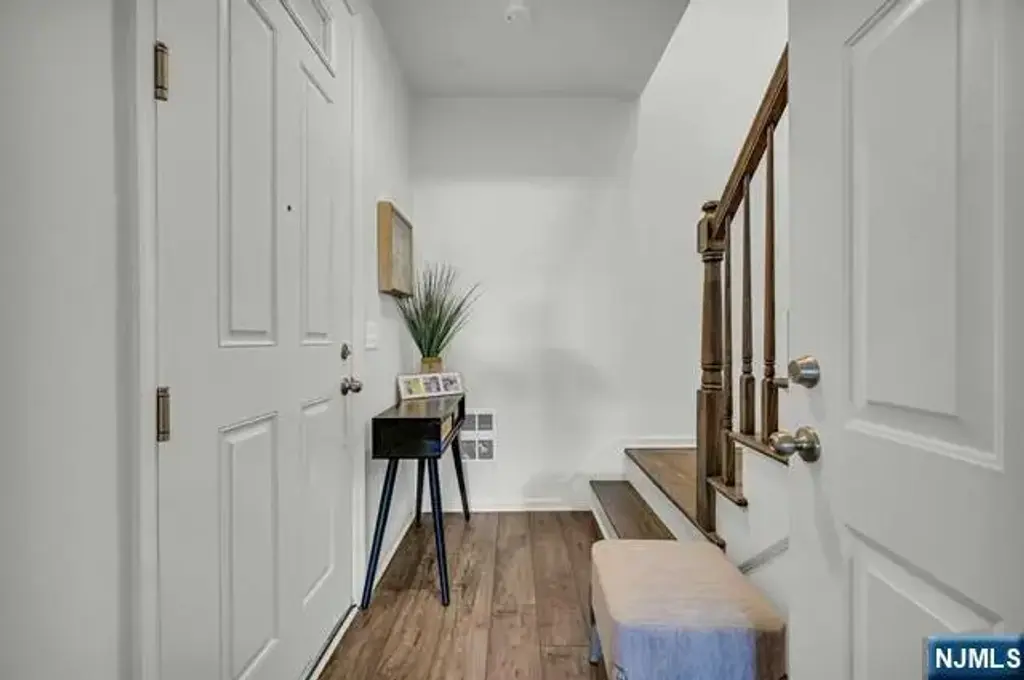 81 Sequoia, Cedar Grove