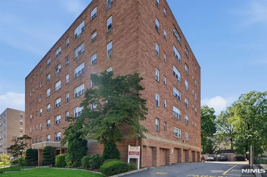25 Jefferson 6d, Hackensack