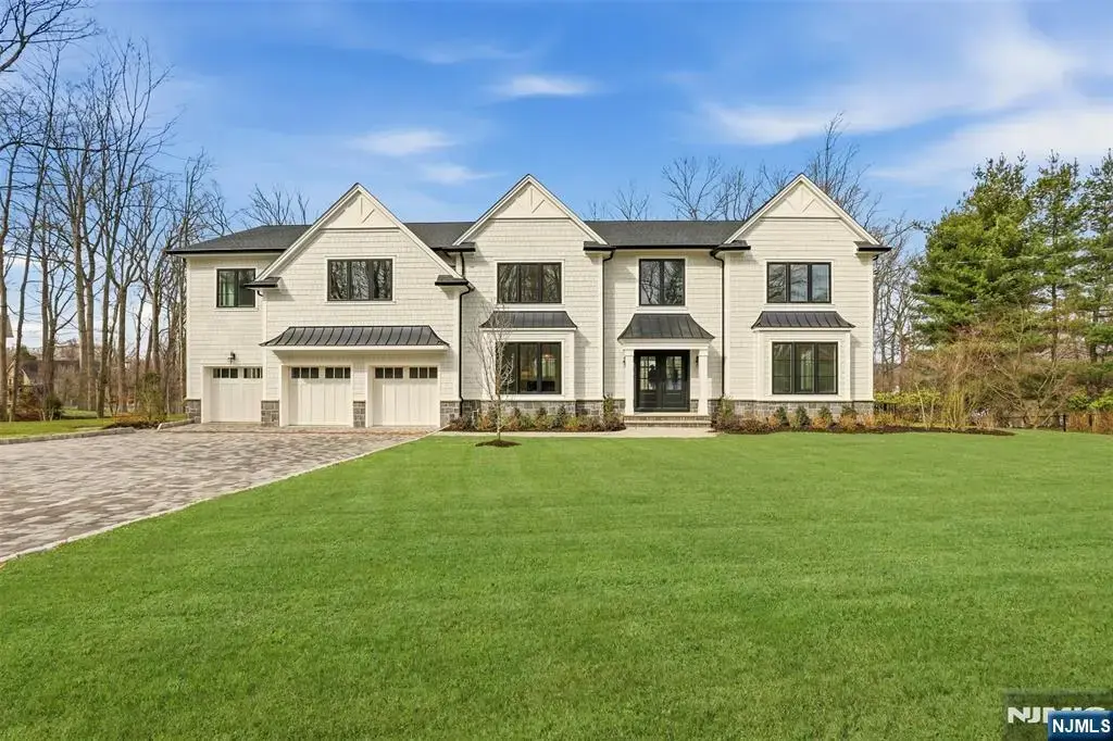 26 Huff Terrace, Montvale