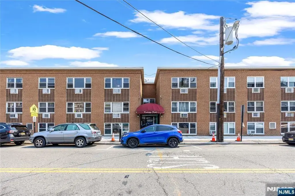 120 32nd Street 2b, Union City