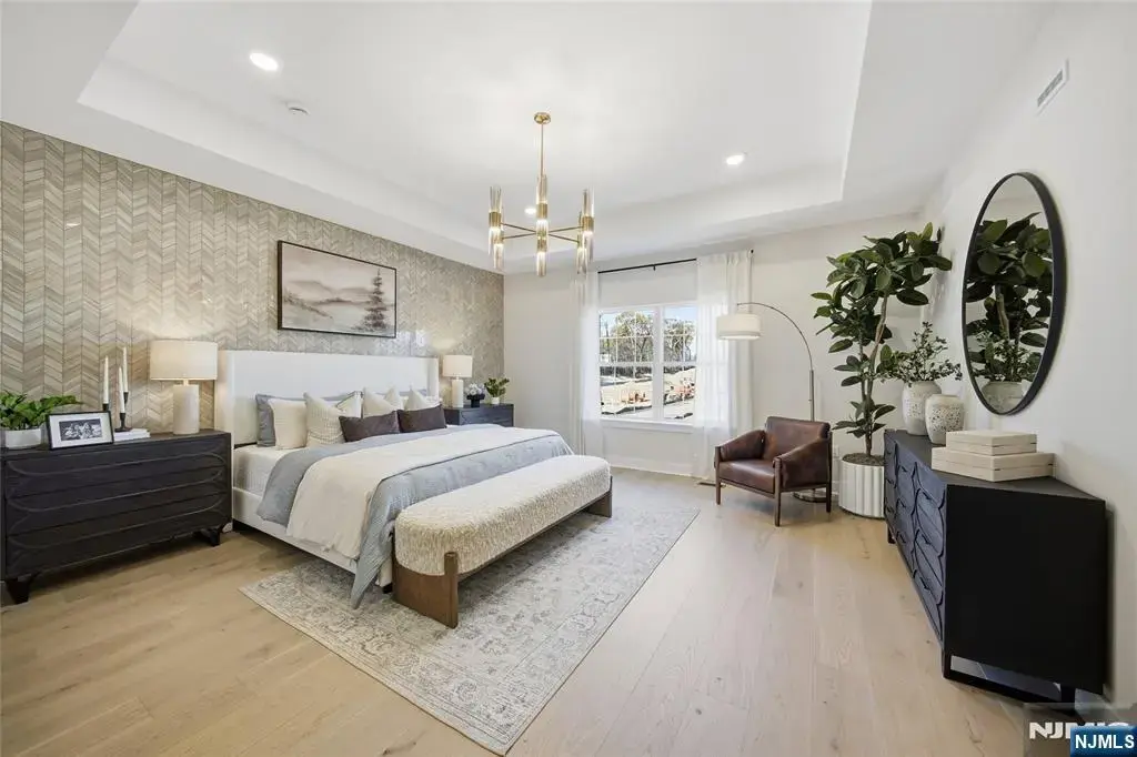 18 Arlington Place, Oakland