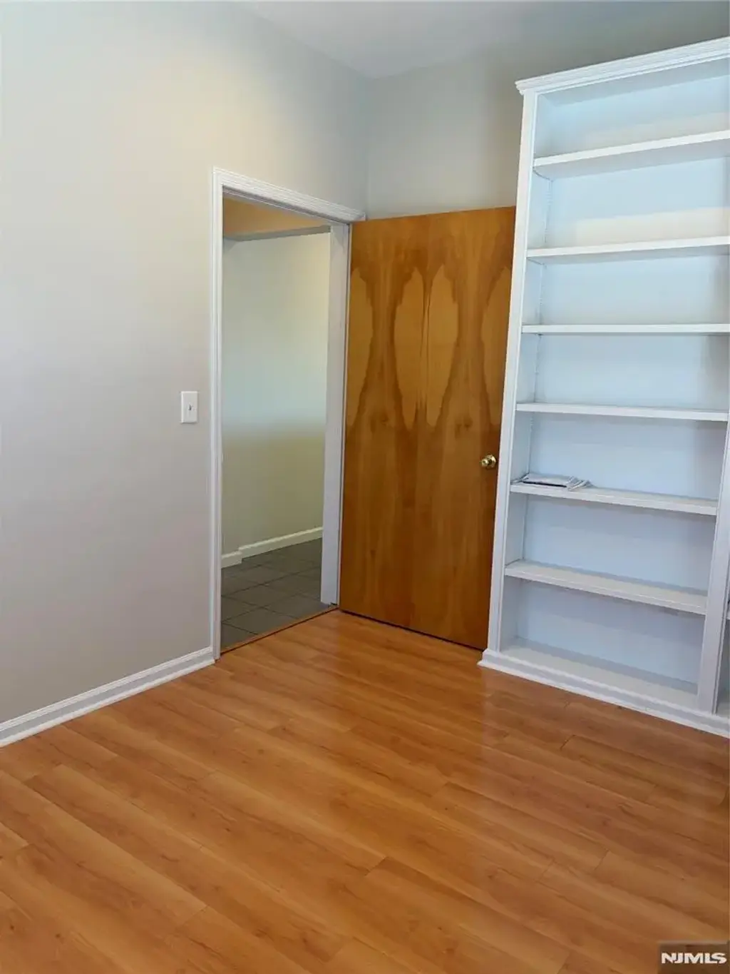 123 Paris, Northvale