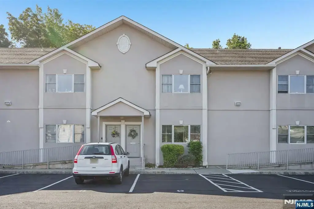 485 Saddle River Road 7, Saddle Brook