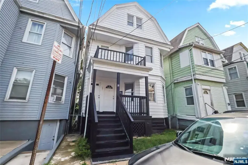 27 Triton Terrace, Newark