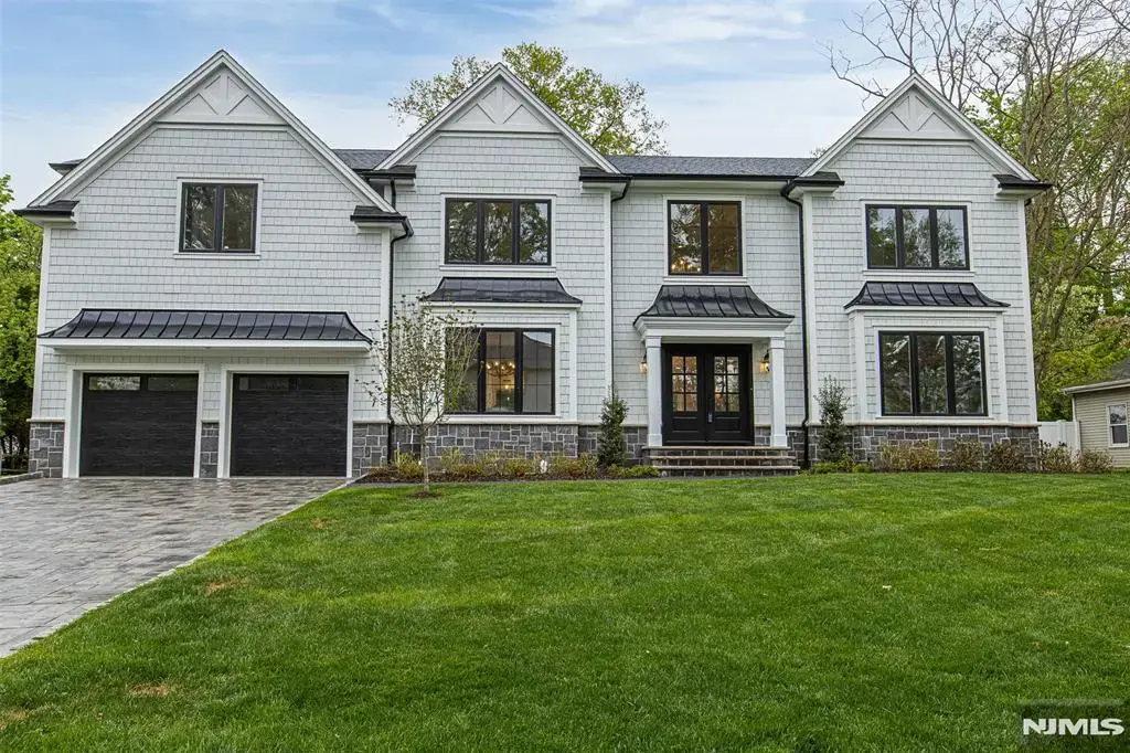 22 Northwood Avenue, Demarest