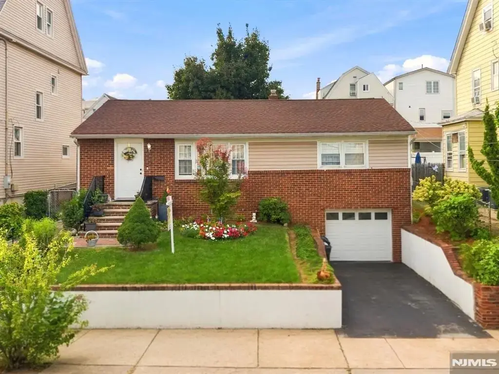 91 Elm Street, Kearny