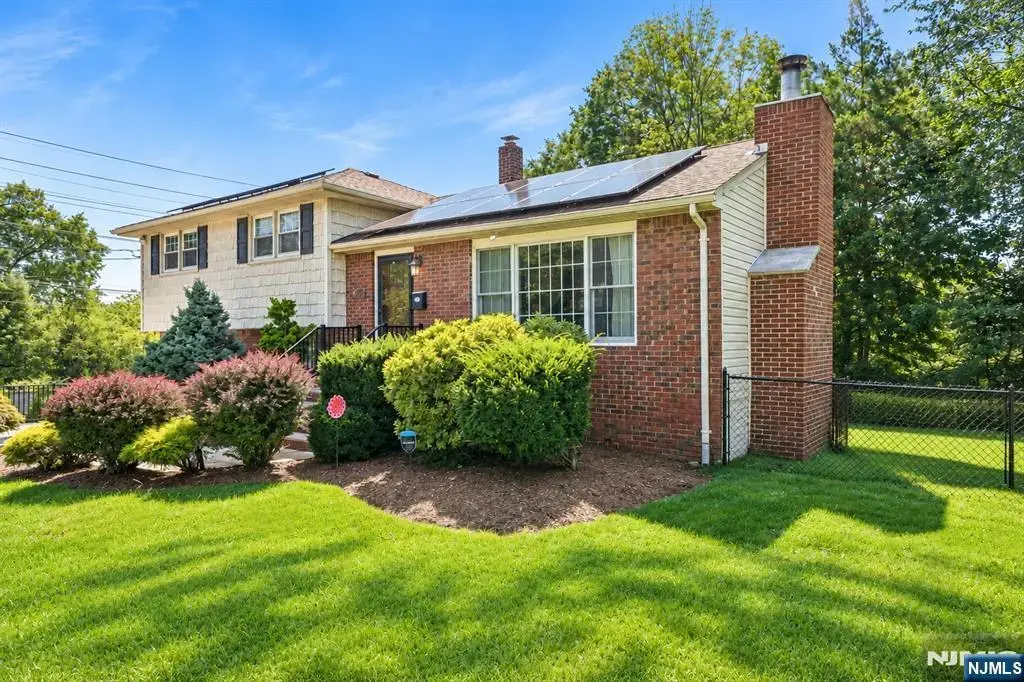 38 Serafin Place, Glen Rock