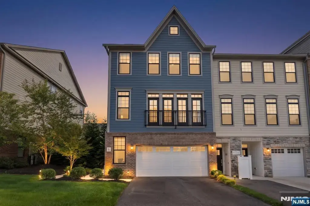 8 Driftway Lane 56, Montvale