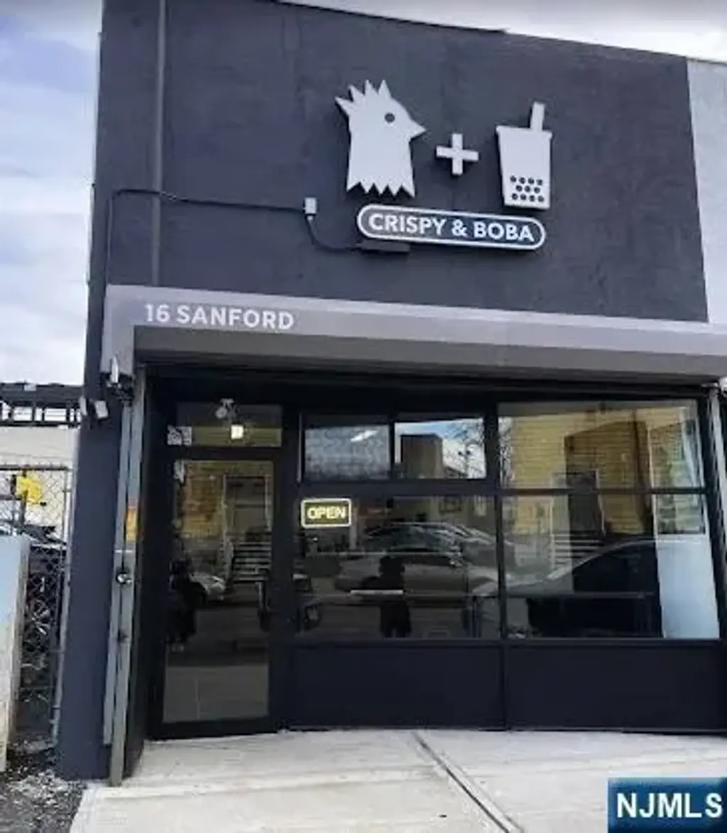 16 Sanford, East Orange