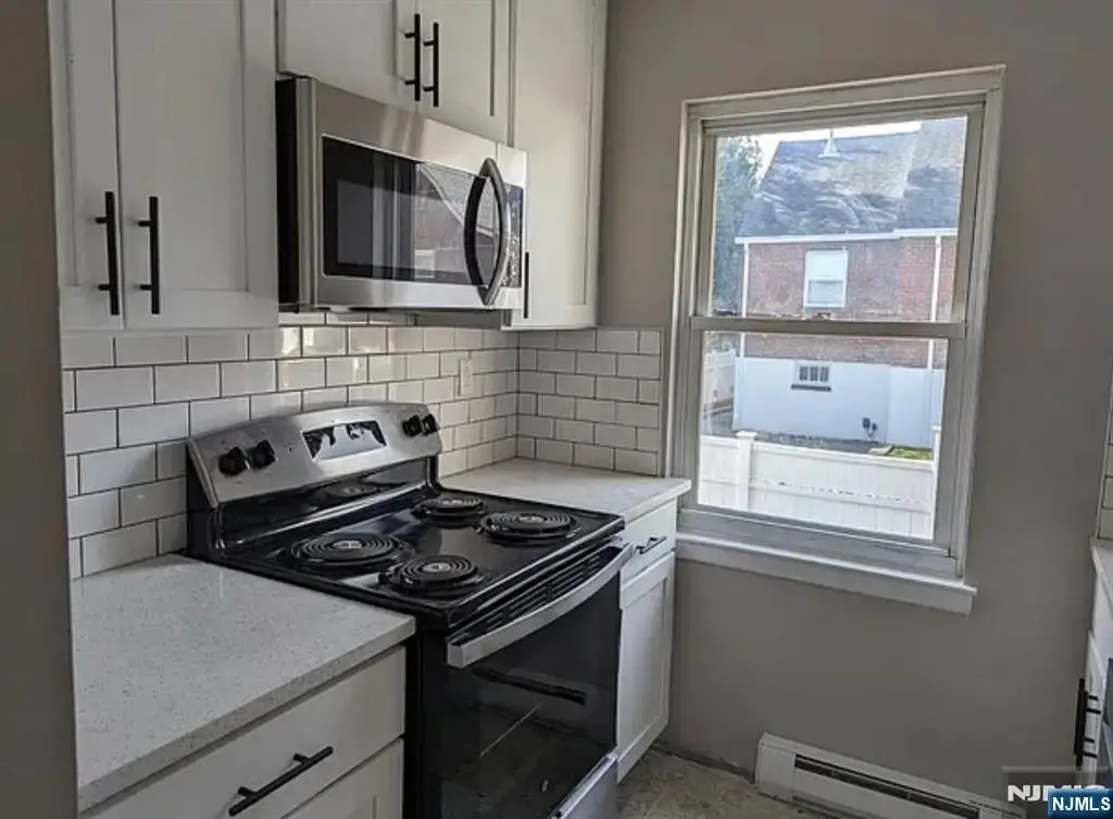 257 Essex 8, Hackensack