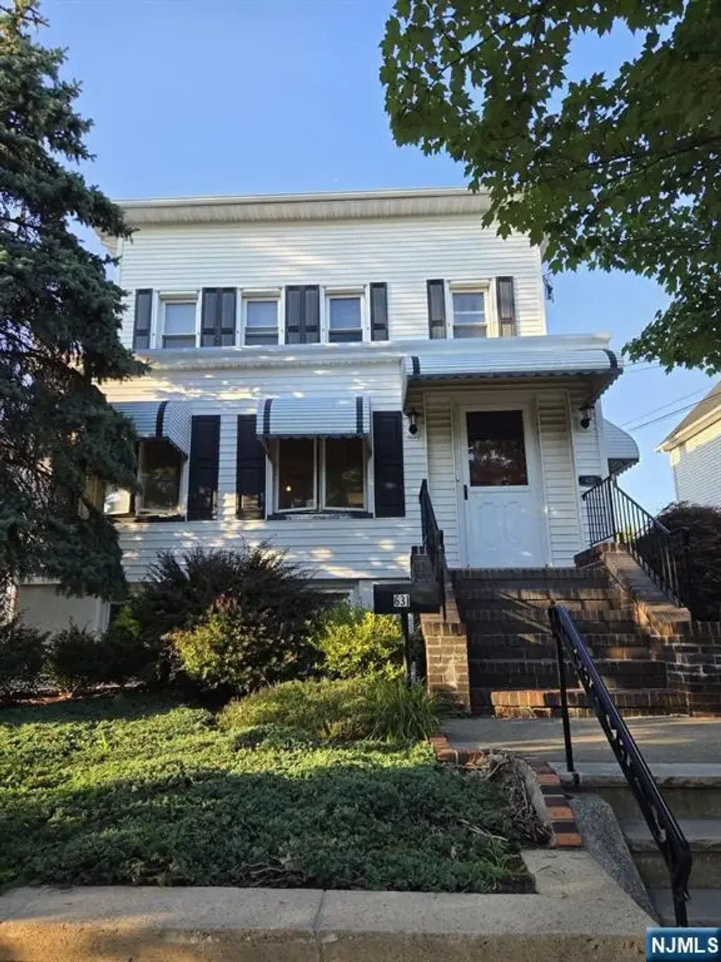 631 2nd 2nd Floor, Lyndhurst