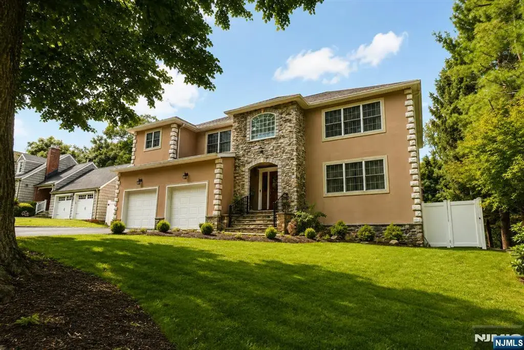 19 Westover Road, Verona