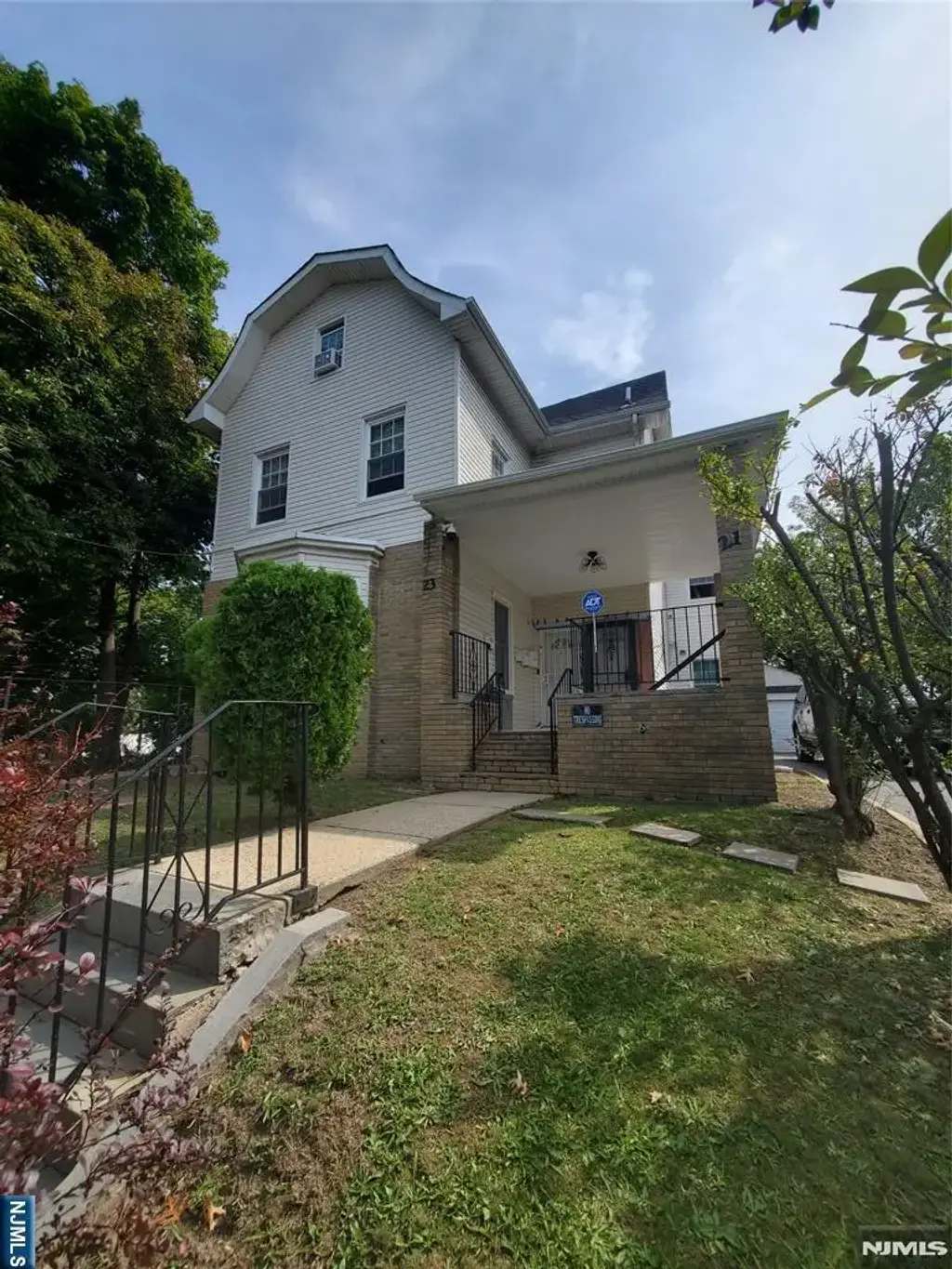 21-23 Roseville Avenue, Newark