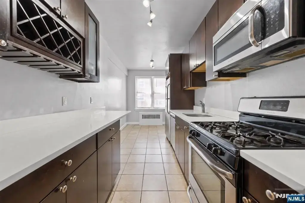 2520 Kennedy Boulevard 2c, Jersey City