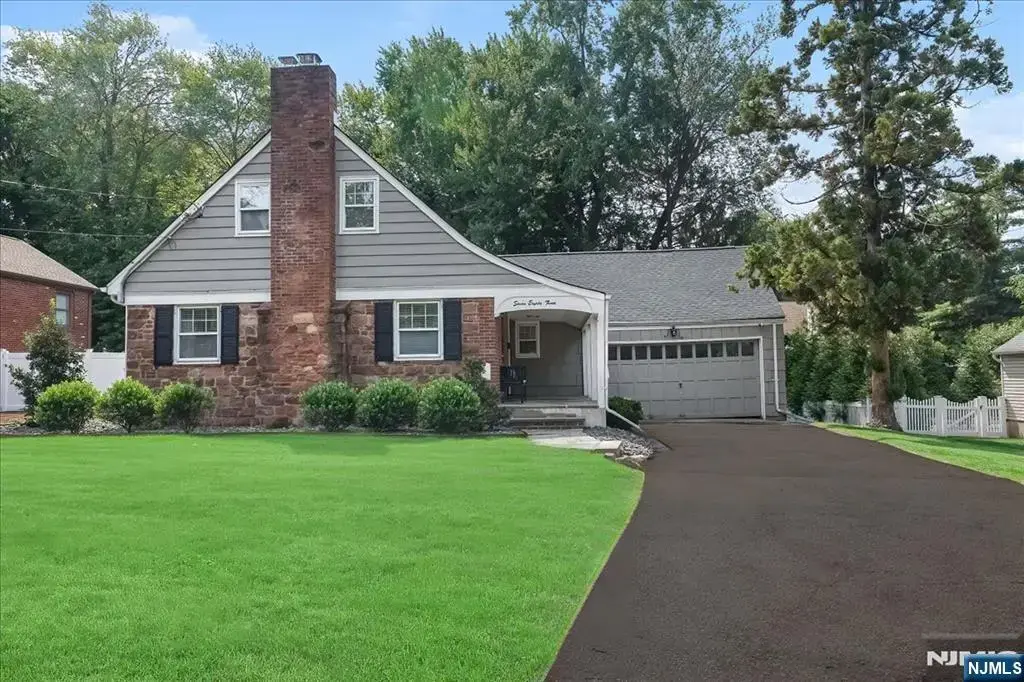 783 Woodland Avenue, Oradell