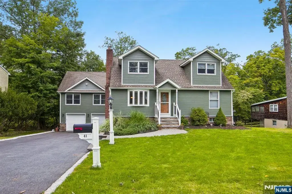 41 Forest Terrace, Wayne