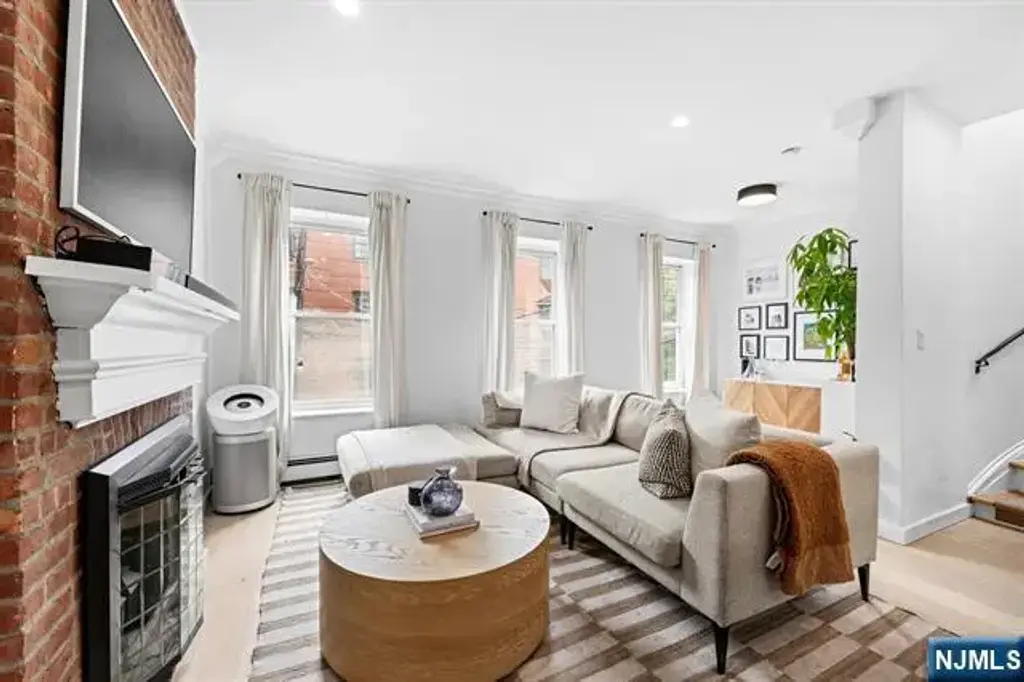 208 3rd Street, Hoboken