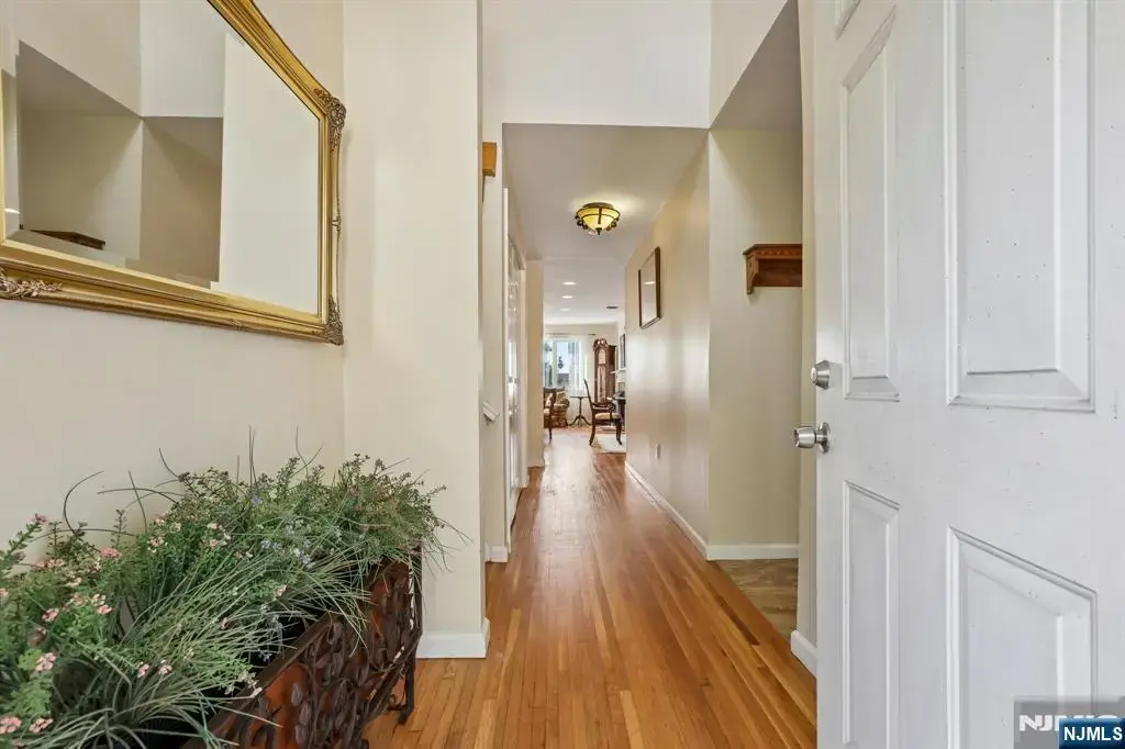 411 Heights Drive 8, Haledon