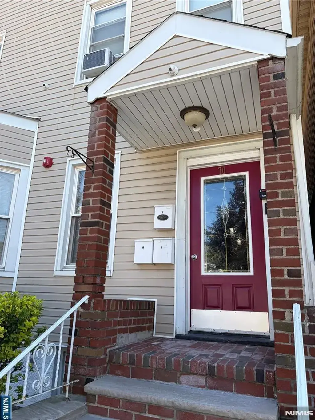 70 Market, Garfield