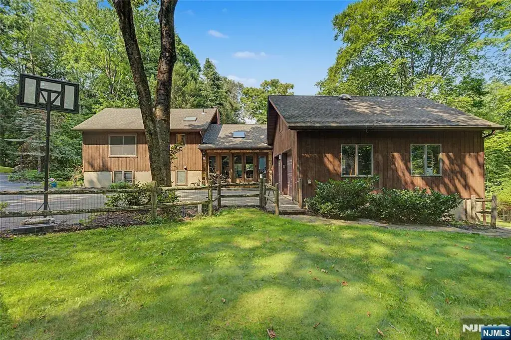 451 W Brook Road, Ringwood