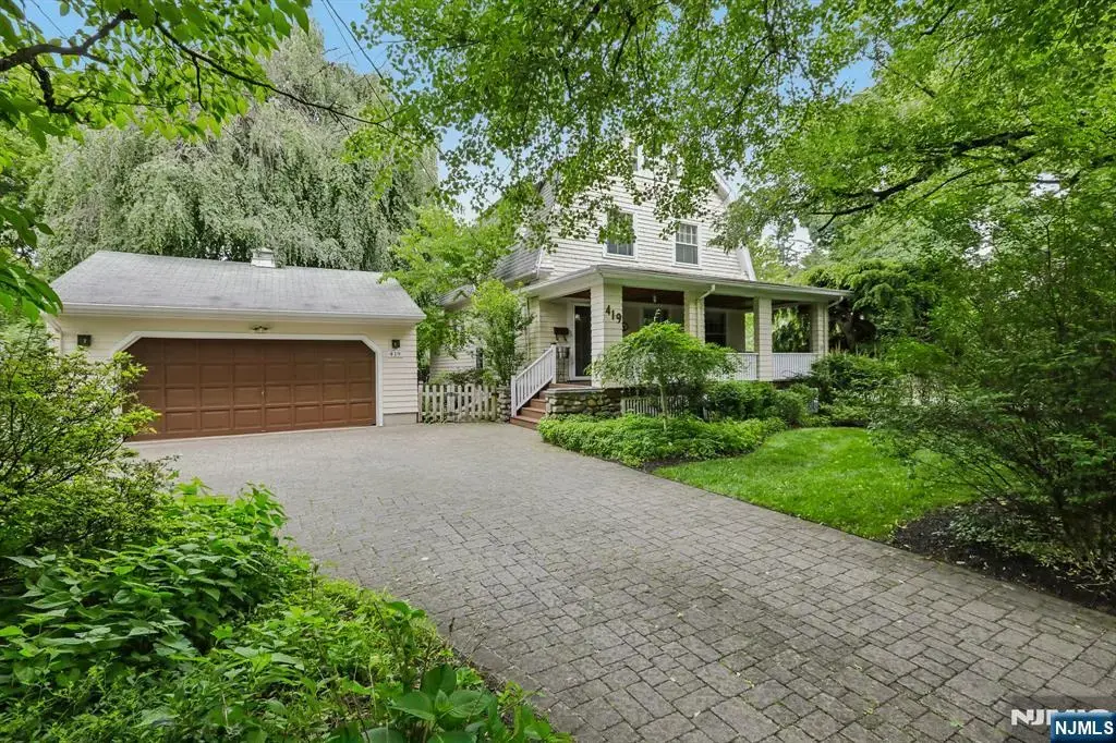 419 Hollywood Avenue, Ho-Ho-Kus