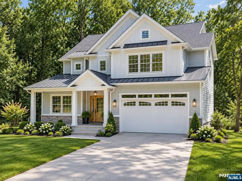 203 Pascack Road, Park Ridge