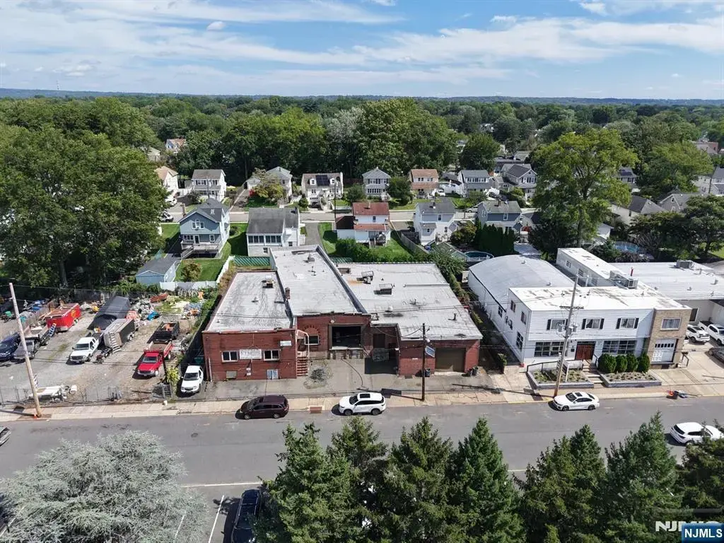 109 W Shore Avenue, Dumont