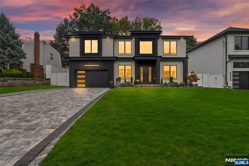 151 Stuart Street, Paramus