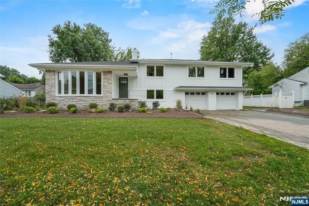 721 Schaefer Avenue, Oradell