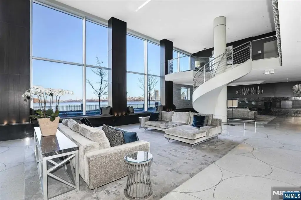 1000 Avenue At Port Imperial 512, Weehawken