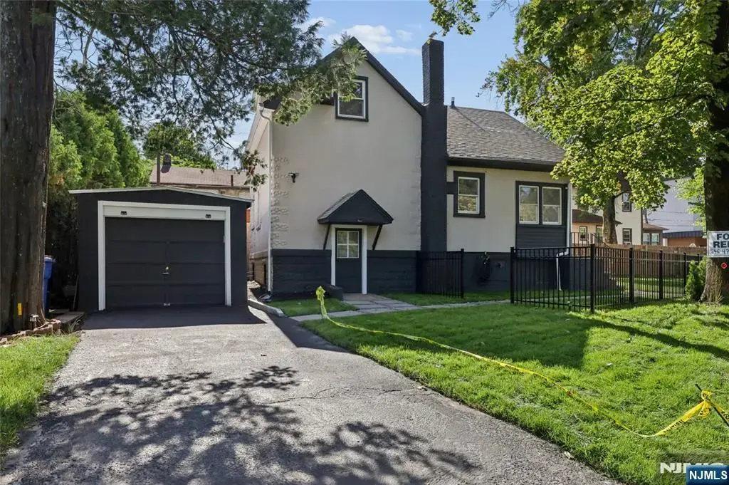 47 Mahan, Tenafly