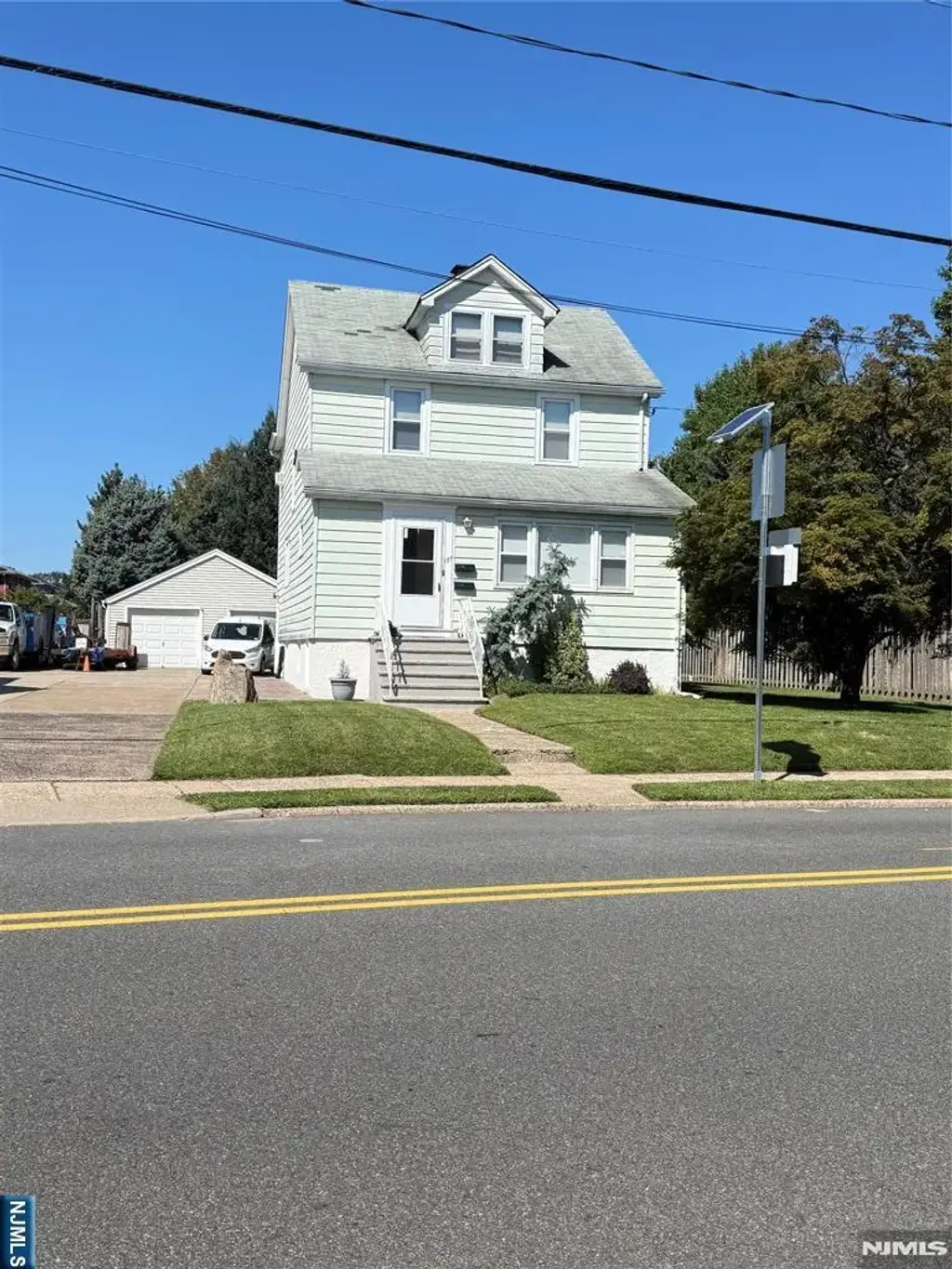 177 Phillips 2, South Hackensack