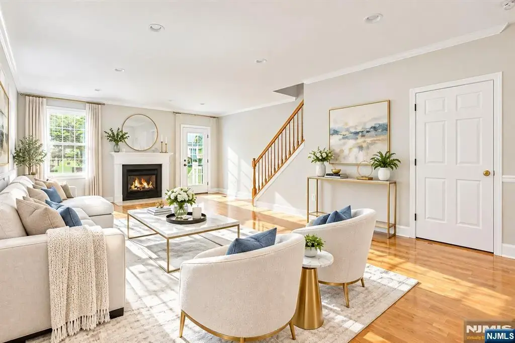 567 Coventry, Nutley